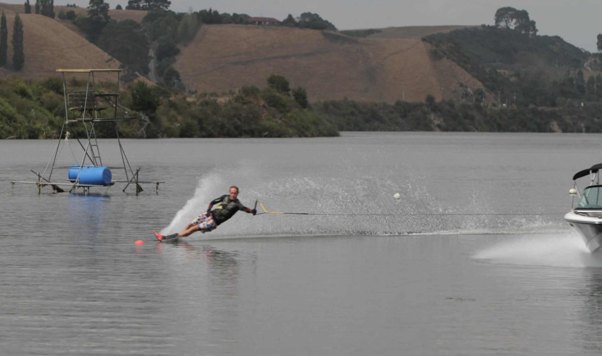 Slalom Water Skiing Lets Water Ski